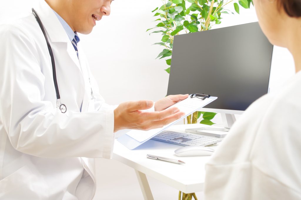 骨密度検査は何歳から受けるべき？